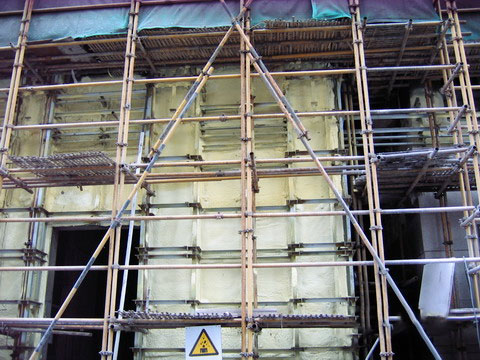 外墻用硬質(zhì)聚氨酯泡沫塑料